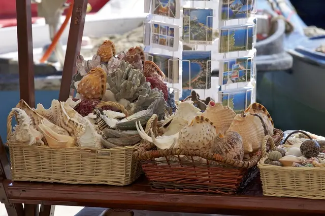 Was darf ich aus dem Urlaub mitbringen und was besser nicht? | Foto: Zoll