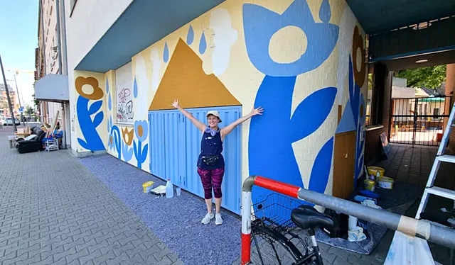 Kita Hafenstraße: Fassade, gestaltet von der Künstlerin Lada Chizhova | Foto: deVos
