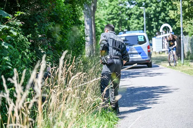 Nach dem Jungen war stundenlang gesucht worden.(Archivbild) | Foto: Jason Tschepljakow/dpa
