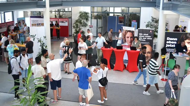 Bereits zum fünften Mal fand heute der "Treffpunkt Arbeit" statt | Foto: Frank Schäfer