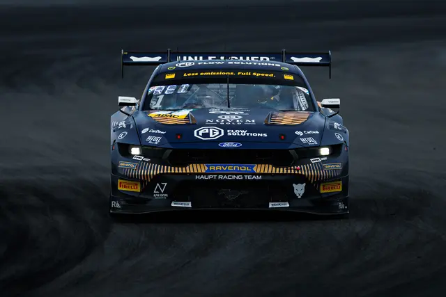 Mit dem Ford Mustang GT3 des Haupt Racing Teams fuhr Max Reis auf dem Lausitzring zweimal auf das Podium. Der 19-jährige Rennfahrer aus Ramstein-Miesenbach reist nun mit viel Rückenwind zu den legendären 24 Hours of Spa. | Foto: MR 28 GmbH
