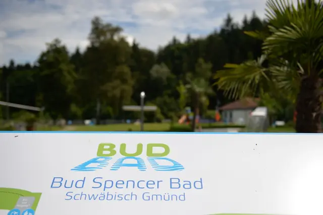 Im Freibad in Schwäbisch Gmünd soll es zu sexuellen Übergriffen auf Mädchen gekommen sein. (Archivfoto) | Foto: picture alliance / dpa