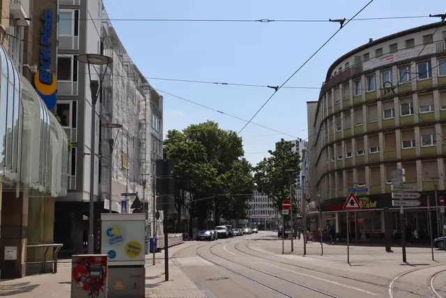 In der Ludwigsstraße und Bismarckstraße wird es an Hitzetagen extrem heiß. | Foto: Julia Glöckner
