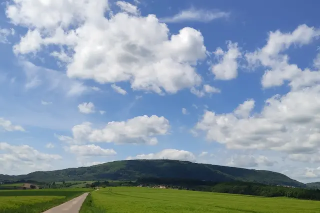 Donnersberg von Osten | Foto: Gerhard Eymann, Bennhausen 