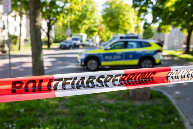 In Stuttgart läuft ein größerer Einsatz der Polizei. (Symbolbild) | Foto: Philipp von Ditfurth/dpa