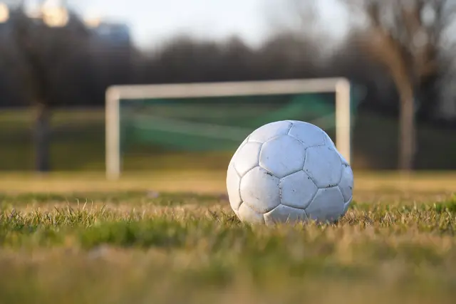 Aus Sicht der Sportministerin muss die Gesundheit im Vordergrund stehen. (Symbolbild) | Foto: Tobias Hase/dpa