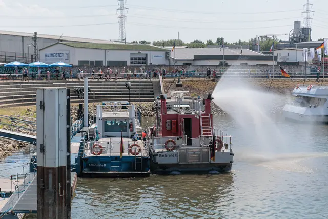 HafenKulturFest 2026 - Hitzerekord und der Karlsruher Rheinhafen feiert seinen 125. Geburtstag | Foto: Paul Needham