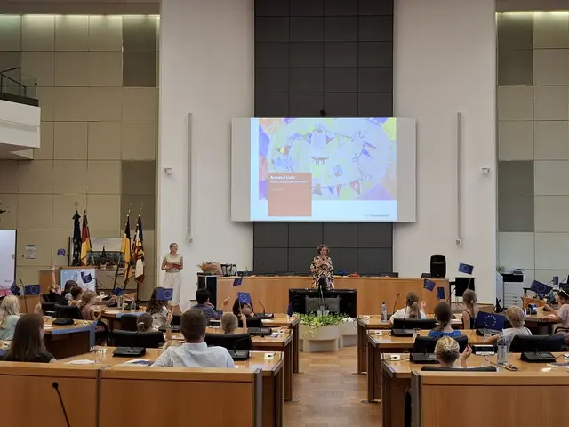 Bei der Preisverleihung im Ratssaal stehen die besten Beiträge junger Menschen zu Europa im Mittelpunkt. | Foto: Fachbereich 19.1 Stadt Mannheim