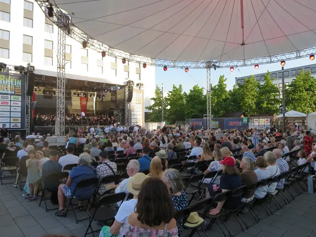 Die Sparkasse Vorderpfalz war Sponsor des Fests und des Auftritts der Staatsphilharmonie | Foto: JG