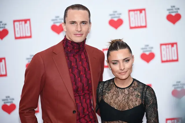 Tennisstar Alexander Zverev ist mit der Moderatorin Sophia Thomalla liiert. | Foto: dpa