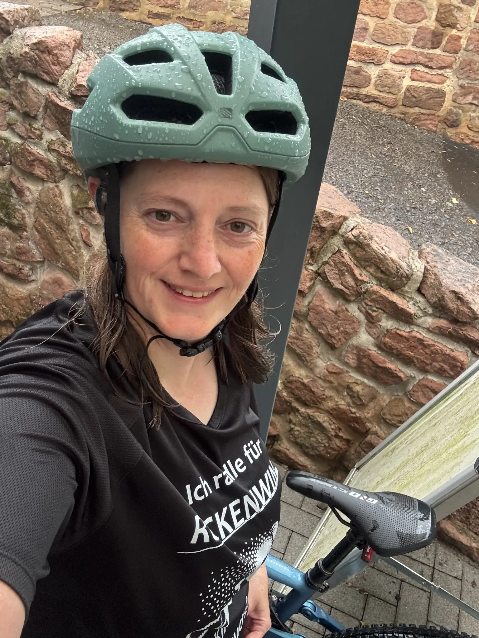 1411-Kilometer-auf-dem-Fahrrad-Kaiserslauterin-sammelt-5000-Euro-f-r-Kinderhospizdienst