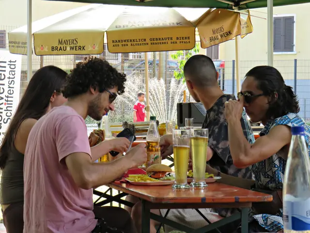 Zum Abschluss gab es noch lecker Essen für die Bandmitglieder bevor es nach Hause ging | Foto: Brigitte Melder