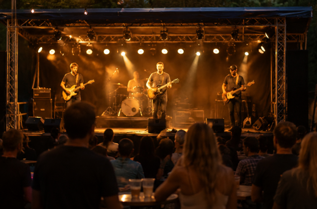 Rock am Altwasser - in Wörth auch 2026 (Open Air Konzert Symbolbild bearbeitet mit KI) | Foto: Heike Schwitalla