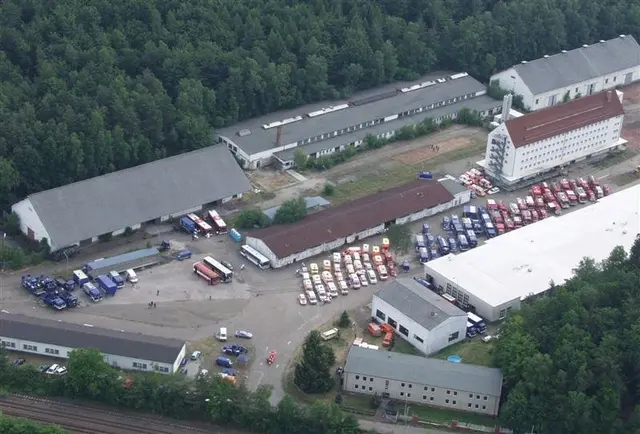 Mehr als 2200 Einsatzkräfte standen an den WM-Spieltagen in Kaiserslautern in Bereitschaft | Foto: Feuerwehr KL/gratis