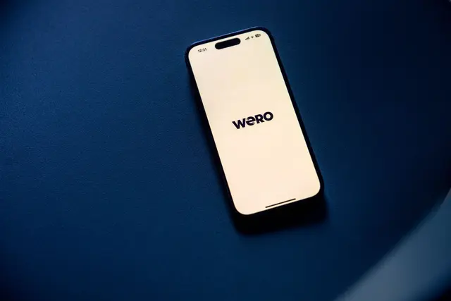 Wero nutzen: Die Tracker-Webseite macht die Lage übersichtlicher: Welche Bank bietet Wero an, welche Läden akzeptieren den Dienst bereits? | Foto: dpa