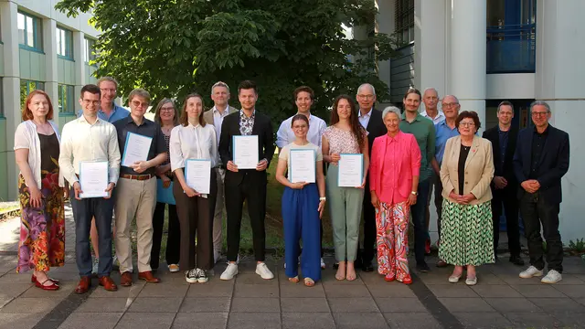 Neun Absolventinnen und Absolventen der RPTU wurden für herausragende Masterarbeiten und Dissertationen ausgezeichnet | Foto: Thomas Koziel/gratis