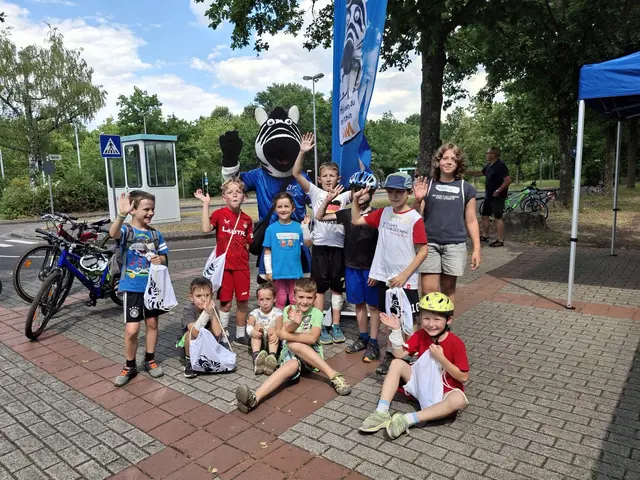 Die Teilnehmenden im Ferienprogramm mit der KUK auf dem Gelände der Jugendverkehrsschule Kaiserslautern | Foto: Gabi Fliege