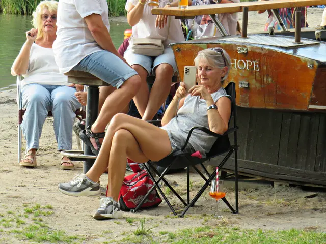 Kerstin Zorn kommt gerne zu Konzerten an den Niederwiesenweiher | Foto: Brigitte Melder