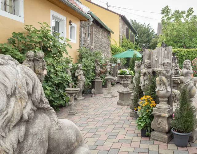 Ob dekorative Skulpturen oder ausgefallene Gartendeko – bei der Maison &amp; Jardin finden Besucher zahlreiche Ideen für die Gestaltung ihres Außenbereichs. | Foto: Das AgenturHaus GmbH