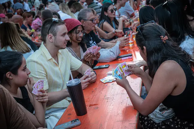Tausende feiern den Auftakt: Die schönsten Bilder vom Freitagabend beim Durlacher Altstadtfest | Foto: Paul Needham