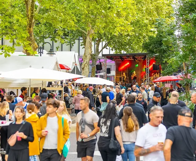 Wenn in der Innenstadt mehr los ist, können neue Quartiersaktionen den Besuch oder den Feierabend vor Ort abwechslungsreicher machen. | Foto:  | KME, Jürgen Rösner