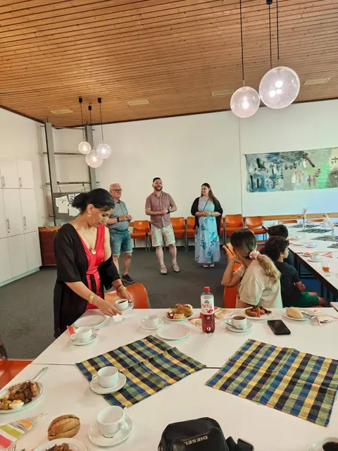 Andreas Philipp Breier, Frank Pfaff sowie Laura Gall sichtlich erfreut bei der Eröffnung des Brunch | Foto: Frank Pfaff