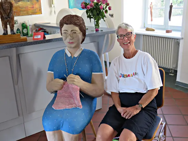 Der Stuhl neben der Strickliesel kühlte kaum ab so begehrt war er | Foto: Brigitte Melder