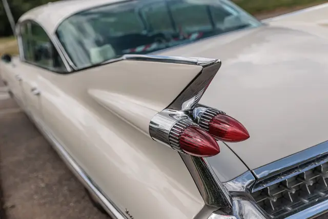 Glänzender Chrom, originale Details und zeitlose Karosserien begeisterten Oldtimerfans und zahlreiche Besucher gleichermaßen. | Foto: Paul Needham