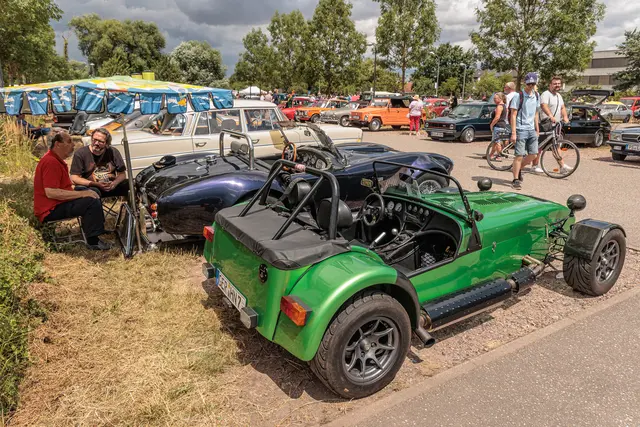 Das 10. Oldtimertreffen in Kandel bot zahlreiche seltene Fahrzeuge und viele eindrucksvolle Motive für Fotografen und Besucher. | Foto: Paul Needham