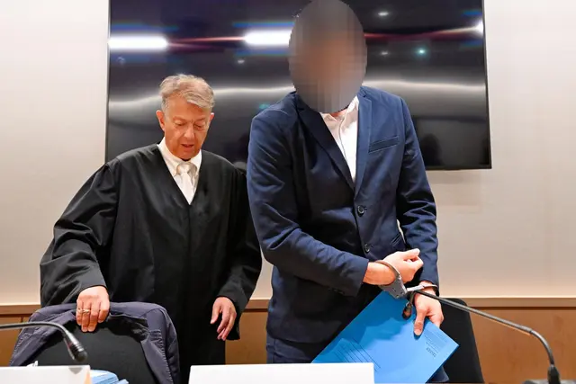 Der Prozess geht dem Ende zu. Der 26-Jährige ist wegen Körperverletzung mit Todesfolge angeklagt. (Archivbild) | Foto: Uwe Anspach/dpa