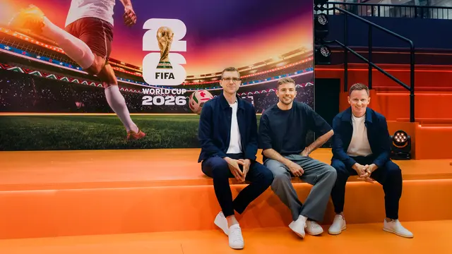 sportstudio live: Jochen Breyer und die Experten stimmen im ZDF auf das WM-Viertelfinale Spanien gegen Belgien ein. | Foto: ZDF, Foto: Thomas Kierok