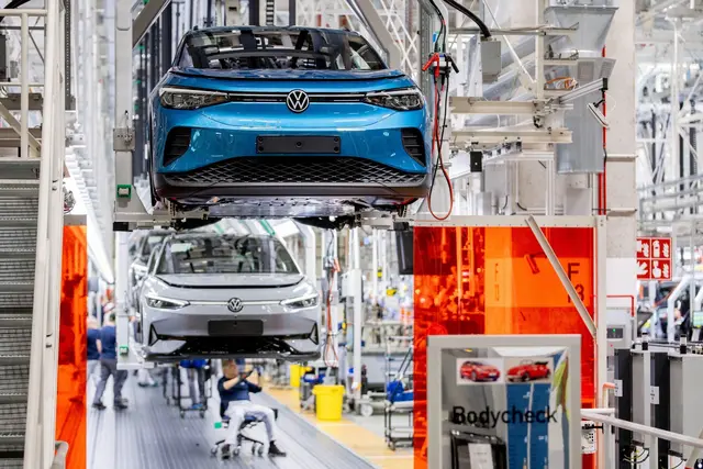 Neue Sparpläne bei VW verunsichern die Belegschaft. (Archivbild) | Foto: Hauke-Christian Dittrich/dpa