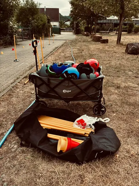 Auch für Helme ist gesorgt! | Foto: Marco Zettl