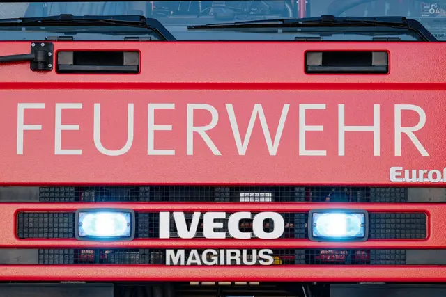 Während des Feuerwehreinsatzes wurde die Schule geräumt. (Symbolbild) | Foto: Uwe Anspach/dpa