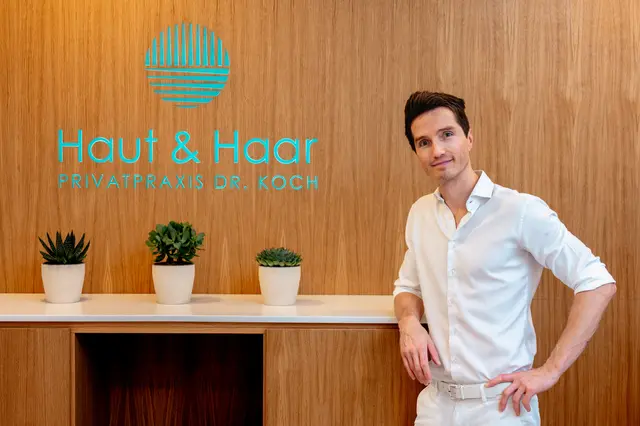 Sonnenschutz im Alltag mit UV-Strahlung, LSF, Filterarten sowie Schutz von Haut und Augen. | Foto: Haut &amp; Haar - Privatpraxis Dr. Koch/ Roland Polczer