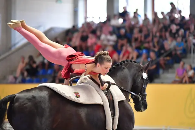  Lara Veth auf Pferd Dajan auf der Deutschen Jugend Meisterschaft 2024 in Prussendorf

 | Foto:  Daniel Kaiser/frei