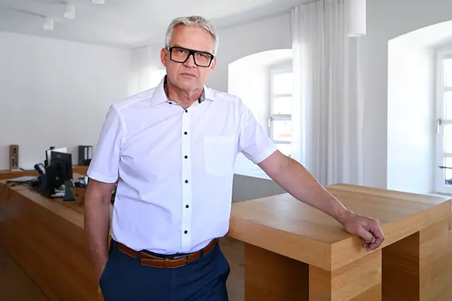 Neckarsulms Oberbürgermeister Hertwig erklärte, eine Schließung hätte massivste Auswirkungen auf die Stadt und die Region. (Archivbild) | Foto: Bernd Weißbrod/dpa