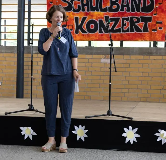 Schulleiterin
Ulrike Hartmann Begrüßung  | Foto: Wolfgang Neuberth