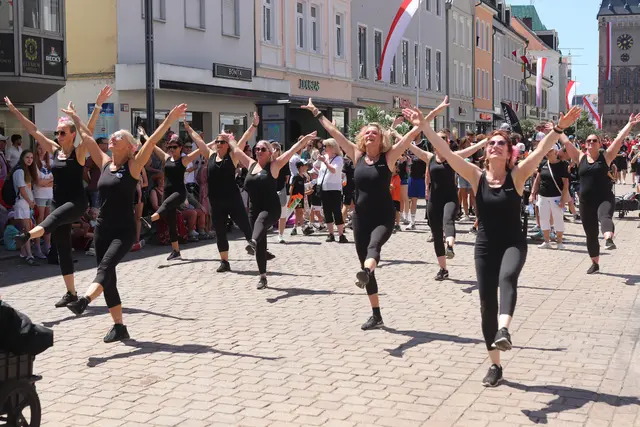 Trotz Hitze bestens gelaunt und beweglich | Foto: Cornelia Bauer