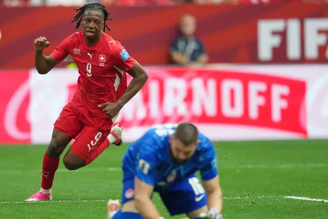 Empfiehlt sich bei der WM für größere Clubs: Johan Manzambi (Archivbild) | Foto: Abbie Parr/AP/dpa