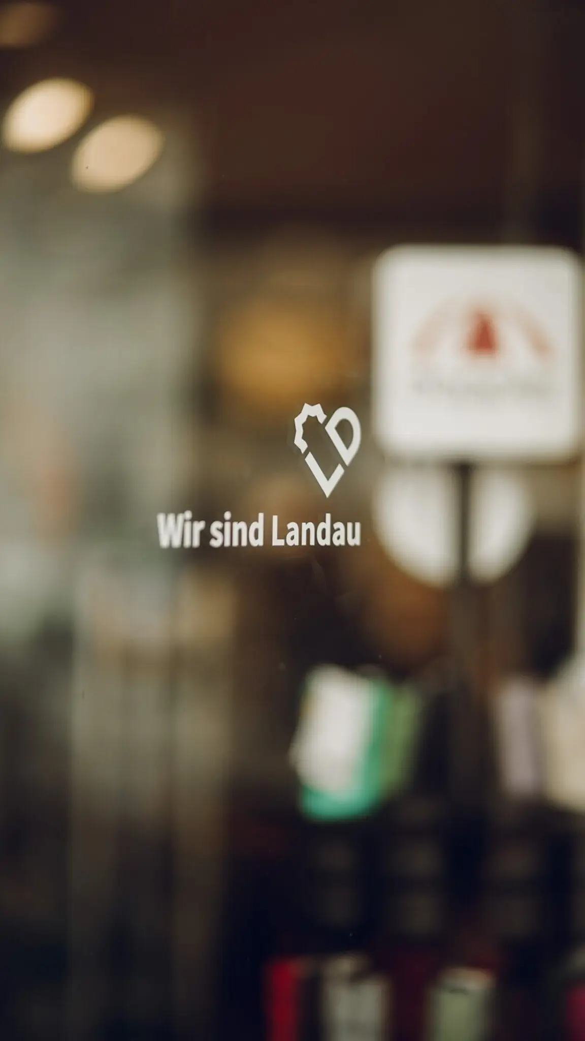 Neues-VisitLandau-Logo-Rund-40-Betriebe-zeigen-schon-das-Herz-mit-LD
