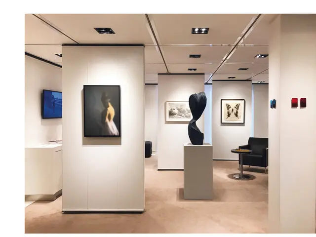 Die Galerie auf Deck 9 an Bord der EUROPA 2 | Foto: © Hapag-Lloyd Cruises
