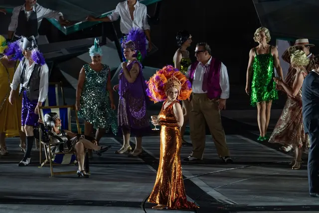 La traviata: Die Bregenzer Seebühnen-Inszenierung läuft 2026 im ZDF-Streaming-Portal und als 100-minütiger TV-Schnitt. | Foto: ZDF/Daniel Ammann