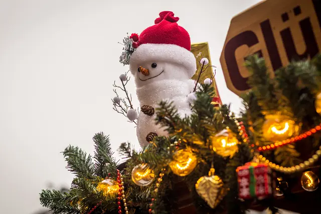 Die App soll dabei helfen, sich die Höhepunkte im Veranstaltungsjahr - wie beispielsweise den Weihnachtsmarkt - frühzeitig vorzumerken. | Foto: Paul Needham