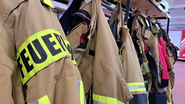 Die Feuerwehr Kaiserslautern sucht zum 1. April 2027 neue Brandmeisterinnen und Brandmeister sowie Bewerber für die Ausbildung im zweiten Einstiegsamt der Laufbahn Polizei und Feuerwehr  | Foto: Monika Klein