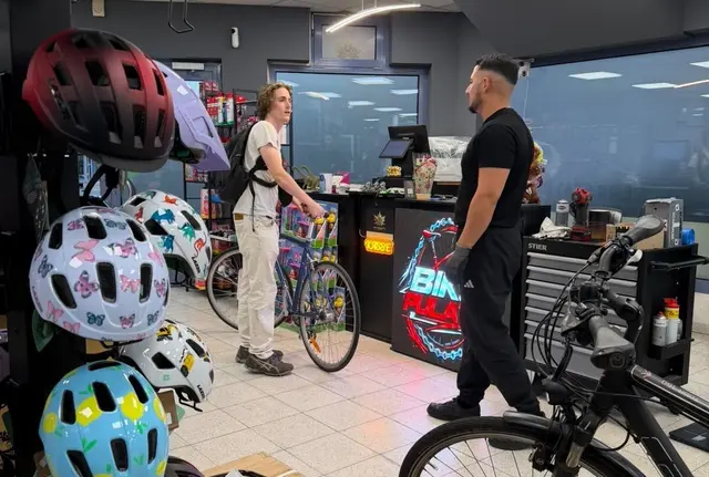 Viele Kunden sind Studenten, die von Festpreisen profitieren.  | Foto: Bike Pulatti