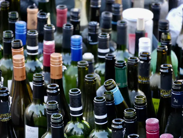 In den nächsten Wochen stehen die Glascontainer am Wurstmarktplatz nicht wie gewohnt, sondern vorübergehend in der Gutleutstraße. | Foto: pix24