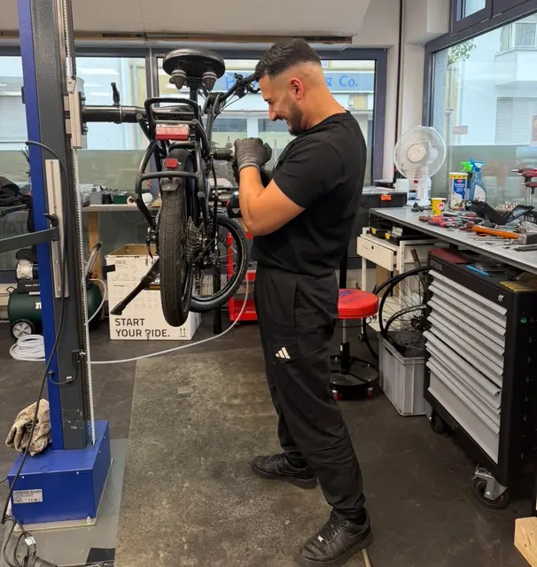 Beim Reparaturservice sind Schnelligkeit und Qualität gefragt.  | Foto: Bike Pulatti