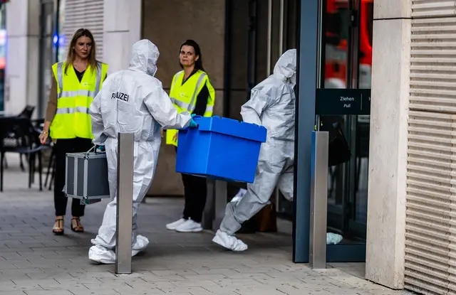 Eine Frau wurde in dem Stuttgarter Einkaufszentrum schwer verletzt. | Foto: Christoph Schmidt/dpa
