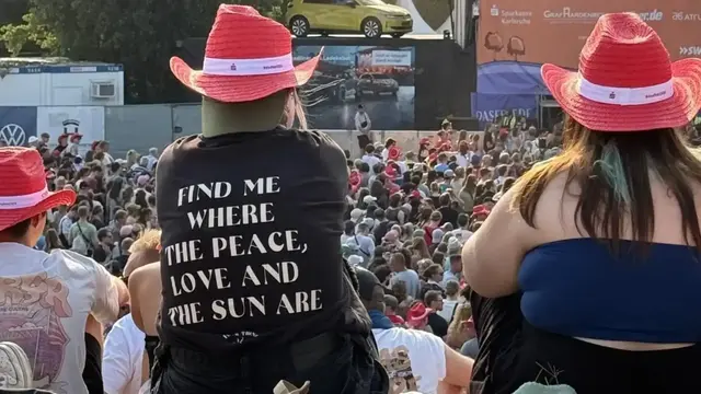 Der Blick vom Hügel auf die Hauptbühne gehört auch 2026 zu den besonderen Momenten des Festivals.
 | Foto: Thorsten Kornmann